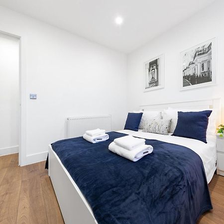 Central London Two Bedroom Serviced Apartment - Nine Elms Luxury Stay - Vauxhall & Westminster Dış mekan fotoğraf
