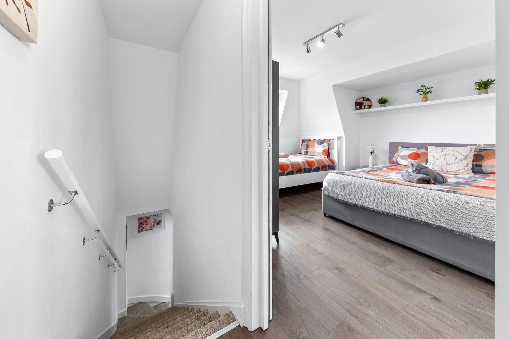 Central London Two Bedroom Serviced Apartment - Nine Elms Luxury Stay - Vauxhall & Westminster Dış mekan fotoğraf