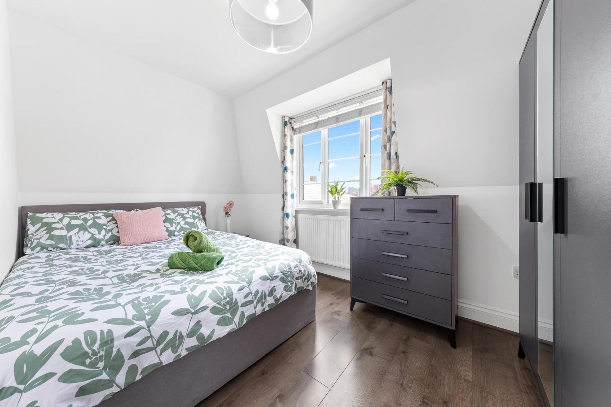 Central London Two Bedroom Serviced Apartment - Nine Elms Luxury Stay - Vauxhall & Westminster Dış mekan fotoğraf