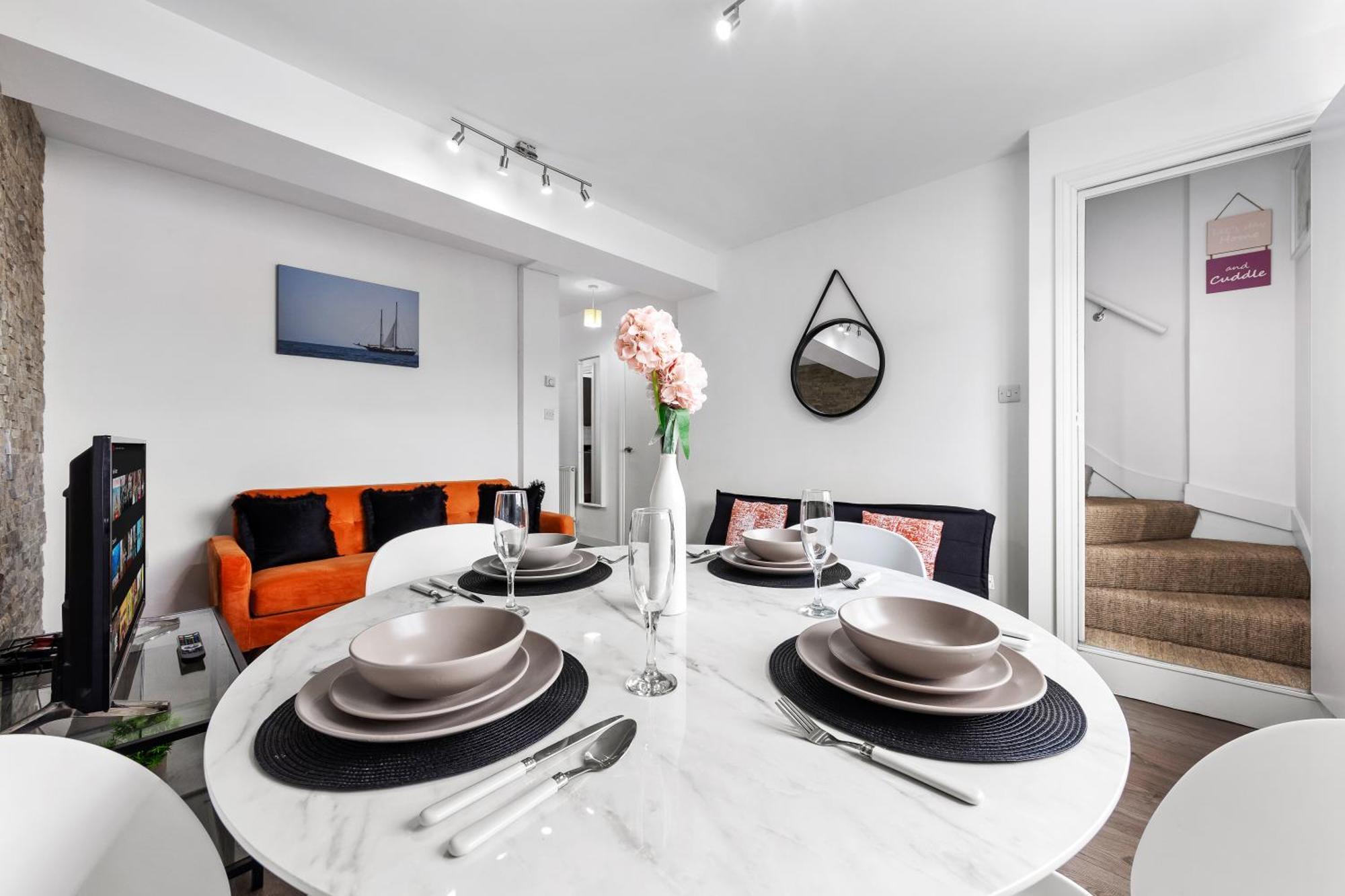 Central London Two Bedroom Serviced Apartment - Nine Elms Luxury Stay - Vauxhall & Westminster Dış mekan fotoğraf