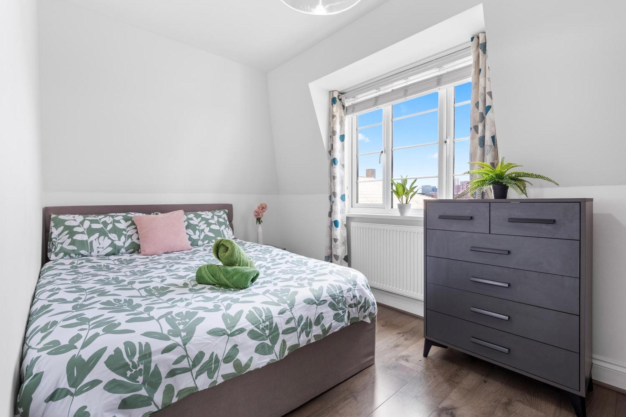 Central London Two Bedroom Serviced Apartment - Nine Elms Luxury Stay - Vauxhall & Westminster Dış mekan fotoğraf