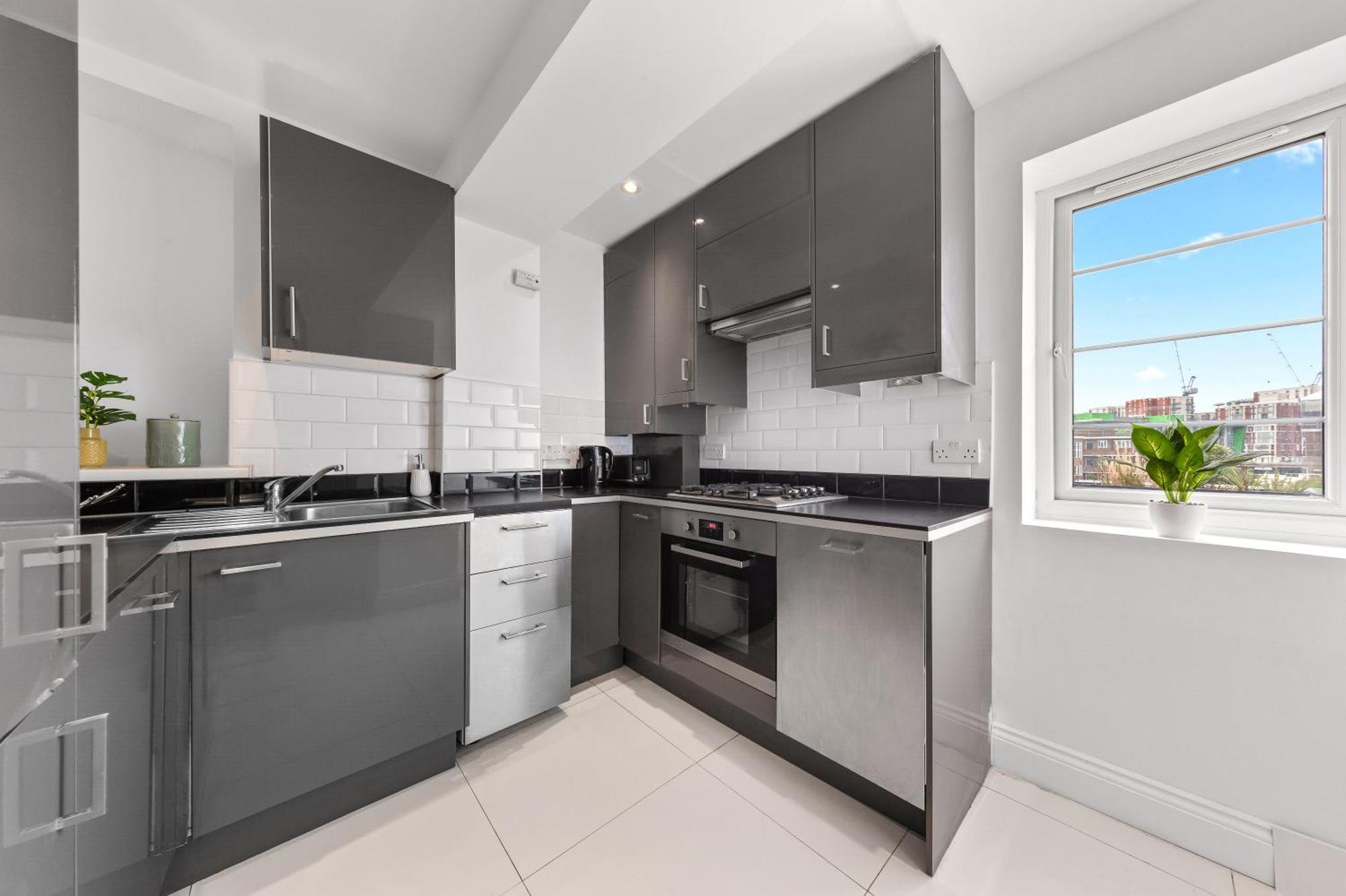 Central London Two Bedroom Serviced Apartment - Nine Elms Luxury Stay - Vauxhall & Westminster Dış mekan fotoğraf